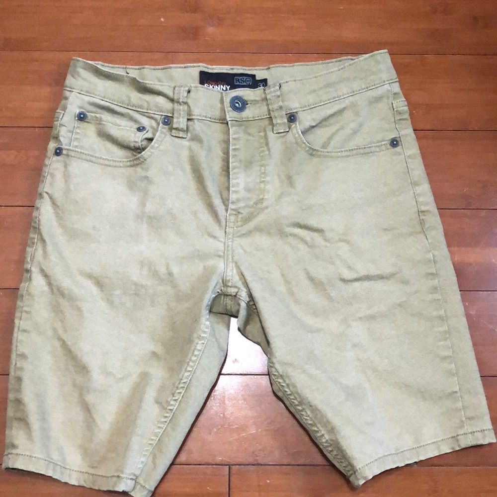 KHAKI DENIM SHORTS